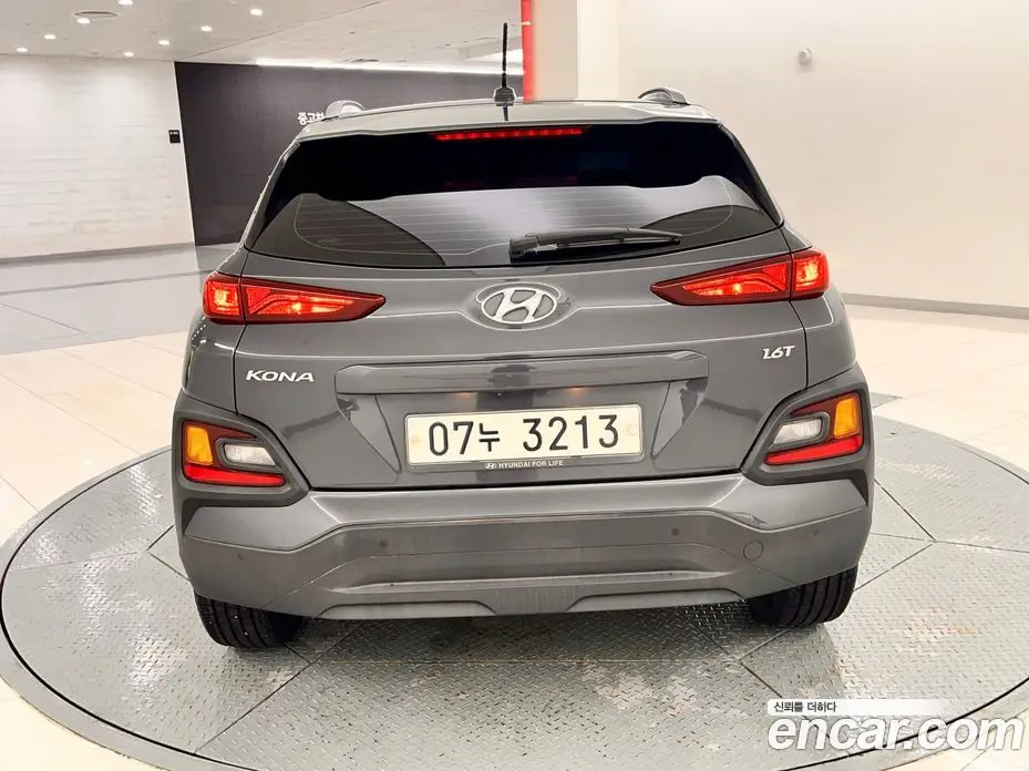 Hyundai Kona 2017 1.6 автомат (гидро), фото 3