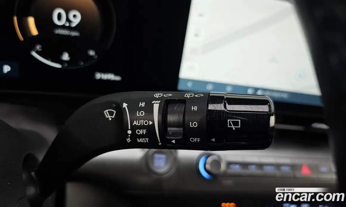 Hyundai Kona 2023 1.6 автомат (гидро), фото 28
