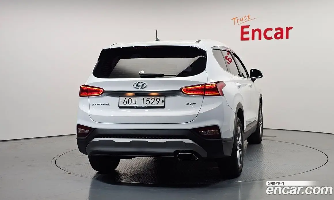 Hyundai Santa Fe 2019 2.0 автомат (гидро), фото 4