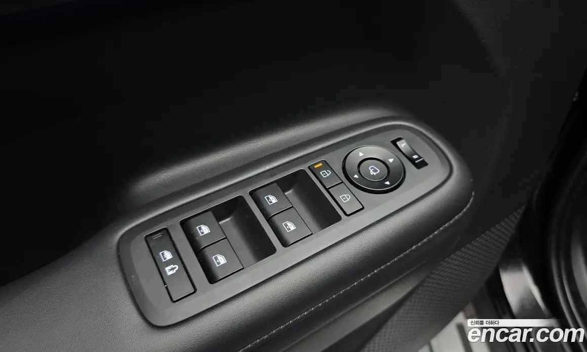 Hyundai Santa Fe 2024 1.6 автомат (гидро), фото 27
