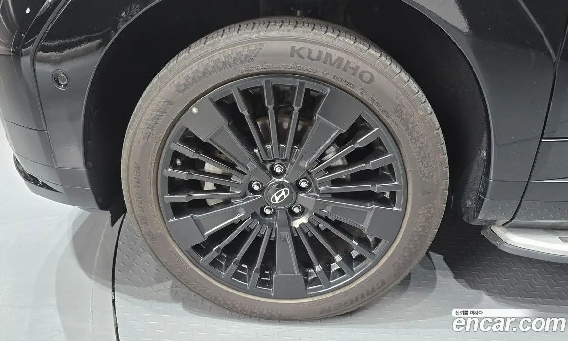Hyundai Santa Fe 2024 1.6 автомат (гидро), фото 5