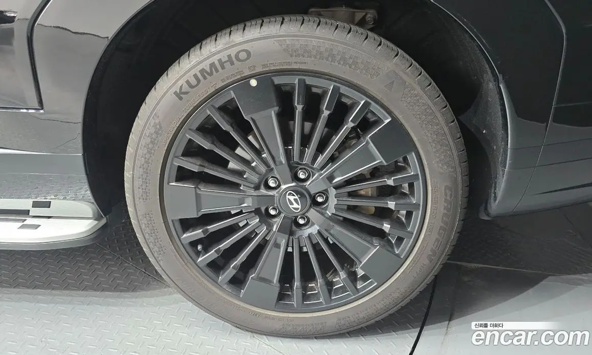 Hyundai Santa Fe 2024 1.6 автомат (гидро), фото 7