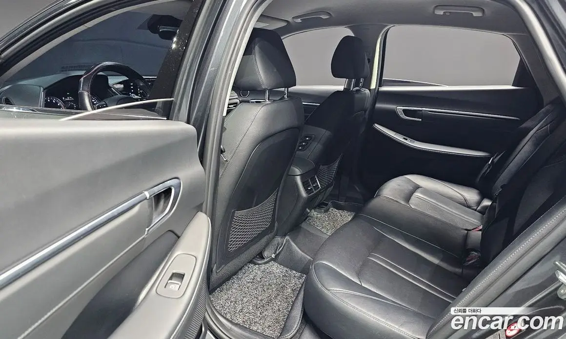 Hyundai Sonata 2021 1.6 автомат (гидро), фото 23