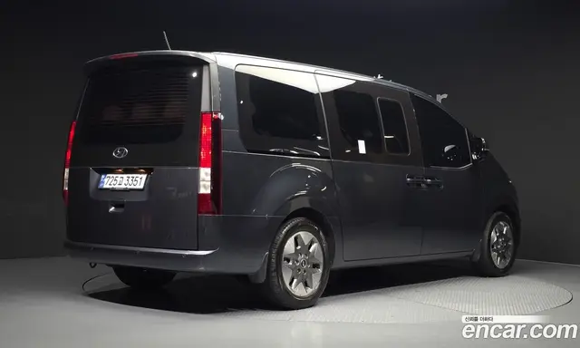 Hyundai Staria 2023 2.2 автомат (гидро), миниатюра 2