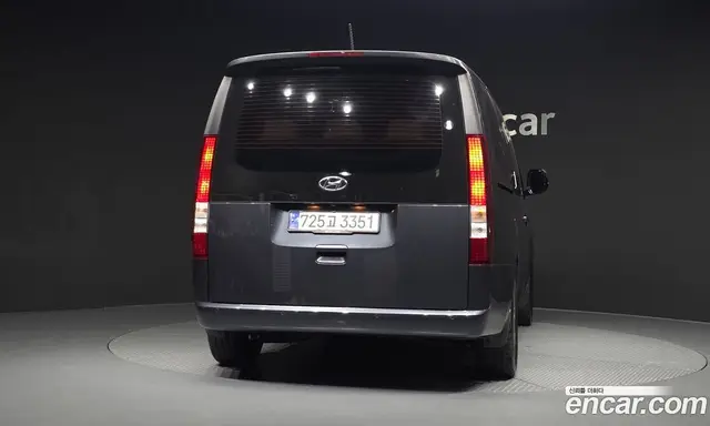 Hyundai Staria 2023 2.2 автомат (гидро), миниатюра 4