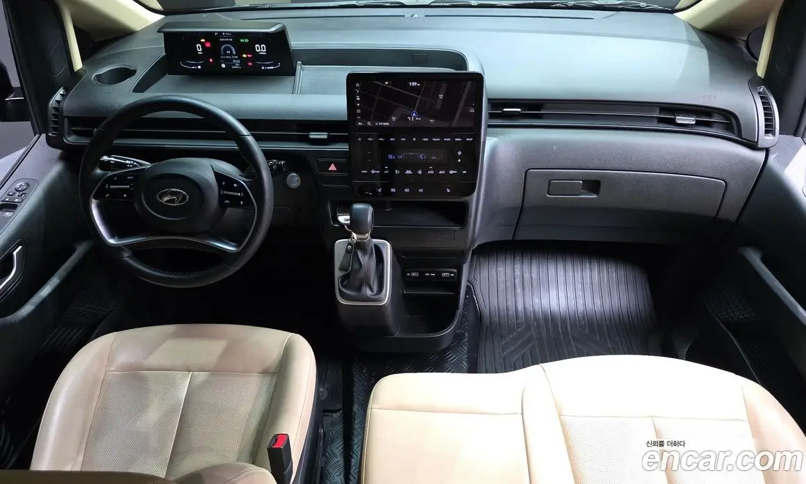 Hyundai Staria 2023 2.2 автомат (гидро), фото 7