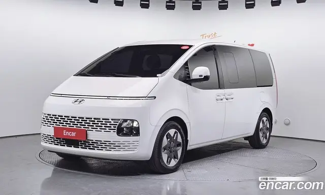 Hyundai Staria, 2023, 20 718 км