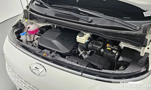 Hyundai Staria 2023 2.2 автомат (гидро), миниатюра 6