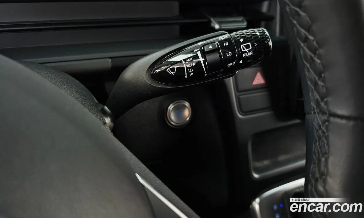 Hyundai Staria 2024 3.5 автомат (гидро), фото 15