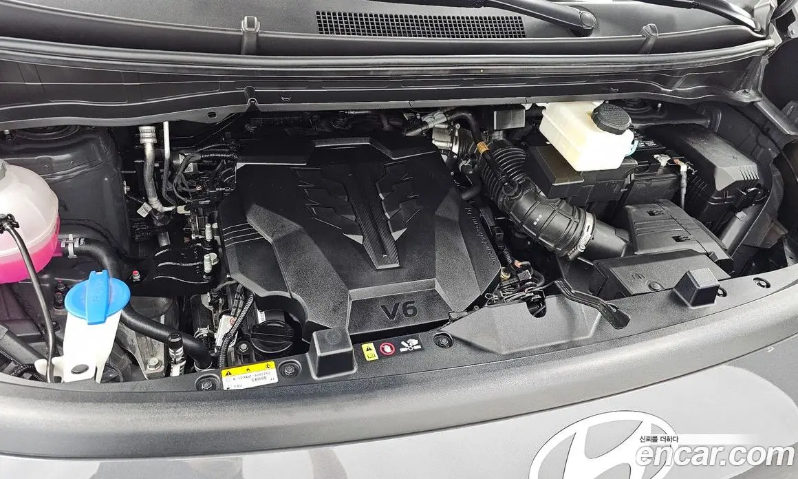 Hyundai Staria 2024 3.5 автомат (гидро), фото 6