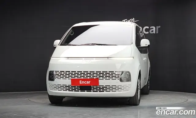 Hyundai Staria 2025 2.2 автомат (гидро), миниатюра 2