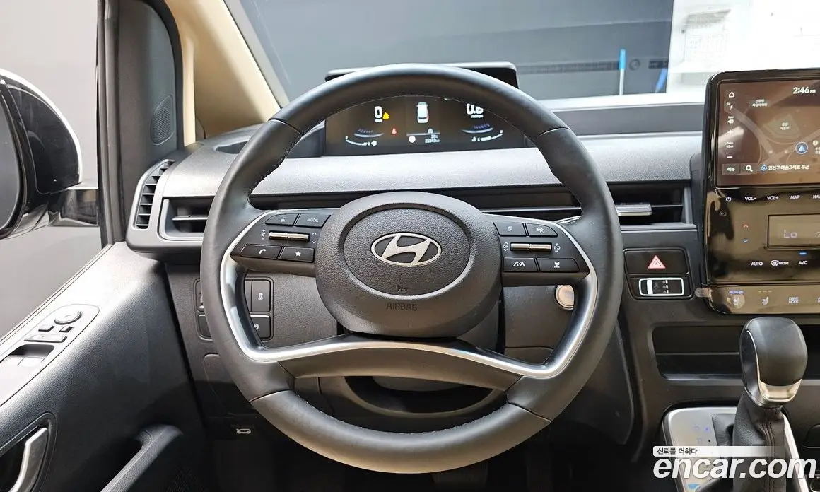 Hyundai Staria 2025 2.2 автомат (гидро), фото 18