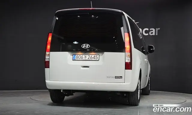 Hyundai Staria 2025 2.2 автомат (гидро), миниатюра 3