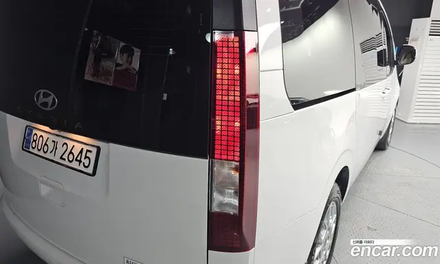 Hyundai Staria 2025 2.2 автомат (гидро), миниатюра 8