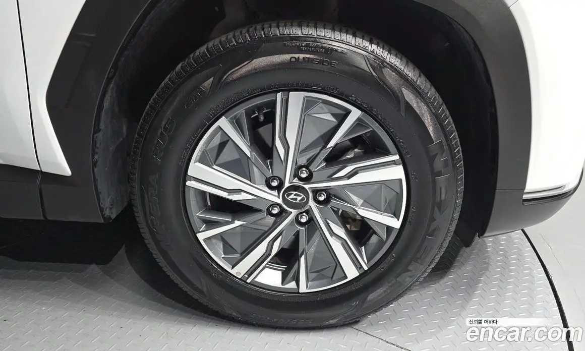 Hyundai Tucson 2021 1.6 автомат (гидро), фото 5