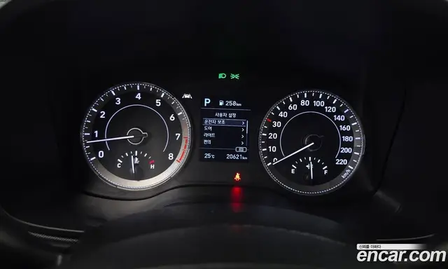 Hyundai Venue 2020 1.6 автомат (гидро), миниатюра 11