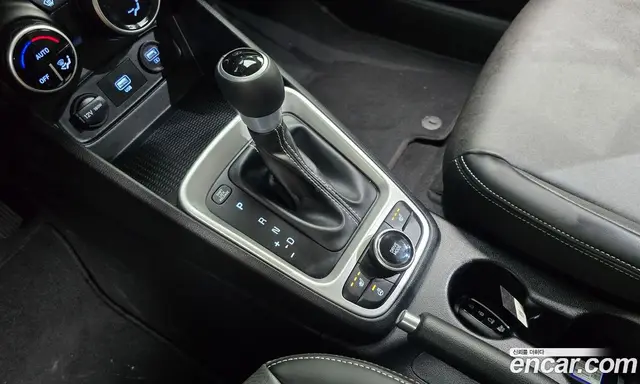 Hyundai Venue 2020 1.6 автомат (гидро), миниатюра 12