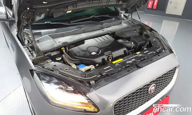 Jaguar E-Pace 2019 2.0 автомат (гидро), миниатюра 6 Jaguar E-Pace 2019 2.0 автомат (гидро), миниатюра 6