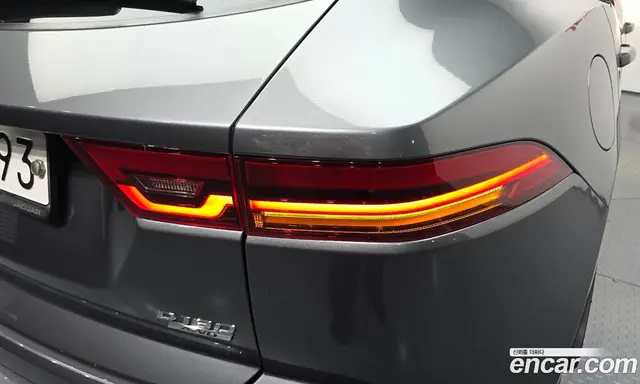 Jaguar E-Pace 2019 2.0 автомат (гидро), миниатюра 9 Jaguar E-Pace 2019 2.0 автомат (гидро), миниатюра 9