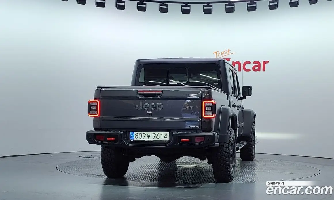 Jeep Gladiator 2021 3.6 автомат (гидро), фото 4