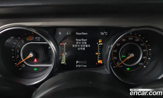 Jeep Wrangler 2020 2.0 автомат (гидро), миниатюра 11