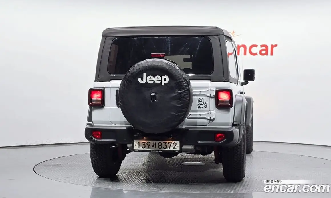 Jeep Wrangler 2020 2.0 автомат (гидро), фото 4