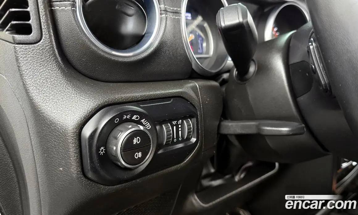 Jeep Wrangler 2022 2.0 автомат (гидро), фото 18