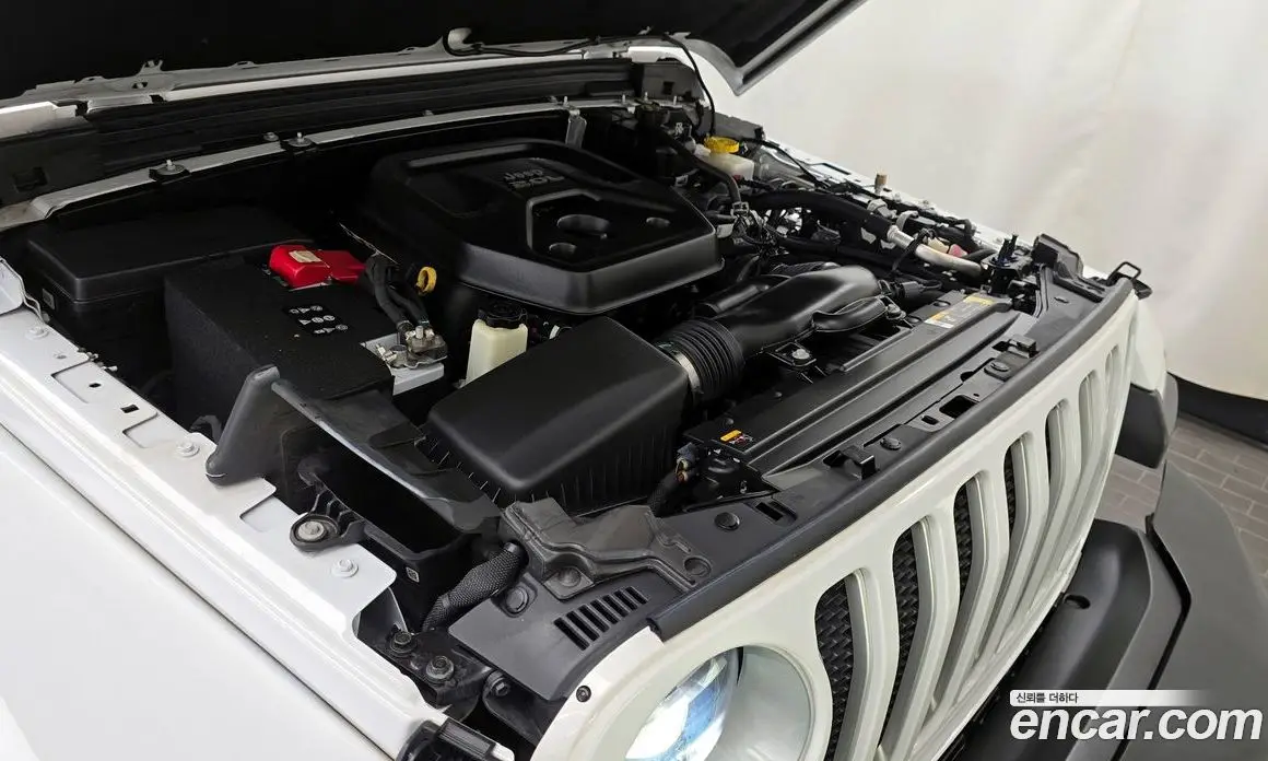 Jeep Wrangler 2022 2.0 автомат (гидро), фото 6