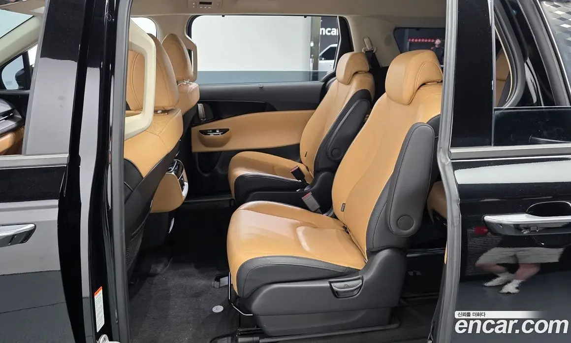Kia Carnival 2023 3.5 автомат (гидро), фото 16
