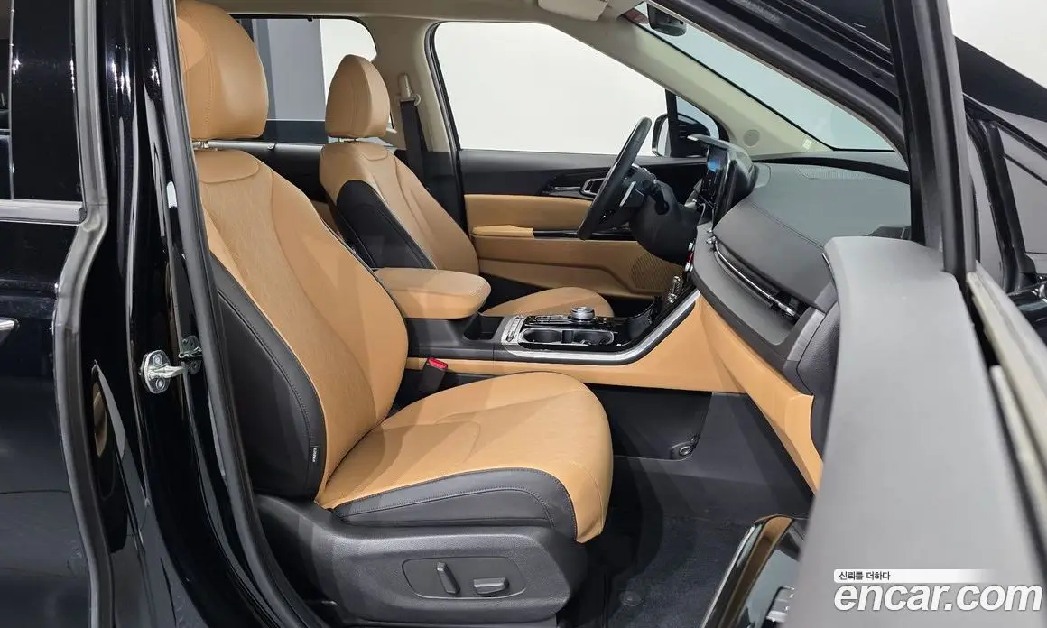 Kia Carnival 2023 3.5 автомат (гидро), фото 17