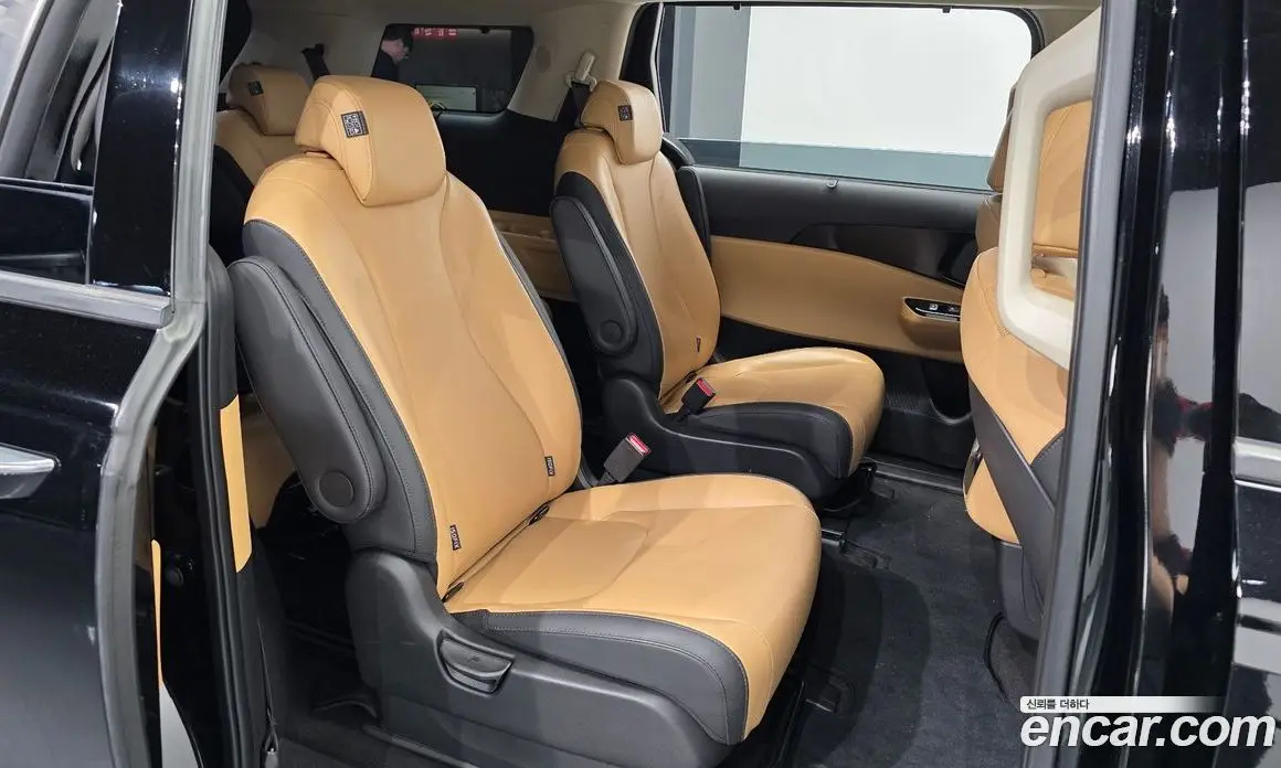 Kia Carnival 2023 3.5 автомат (гидро), фото 18