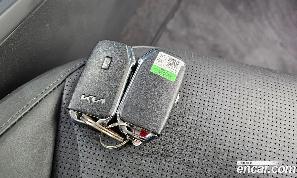 Kia Niro 2022 1.6 автомат (гидро), фото 23