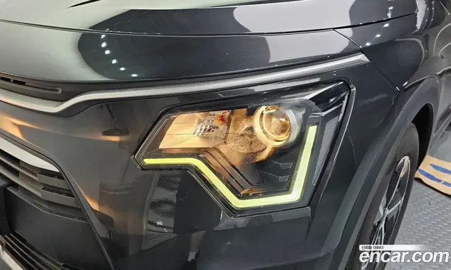 Kia Niro 2022 1.6 автомат (гидро), миниатюра 8