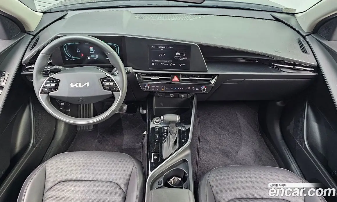 Kia Niro 2022 1.6 автомат (гидро), фото 10