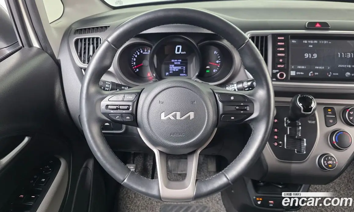 Kia Ray 2022 1.0 автомат (гидро), фото 19