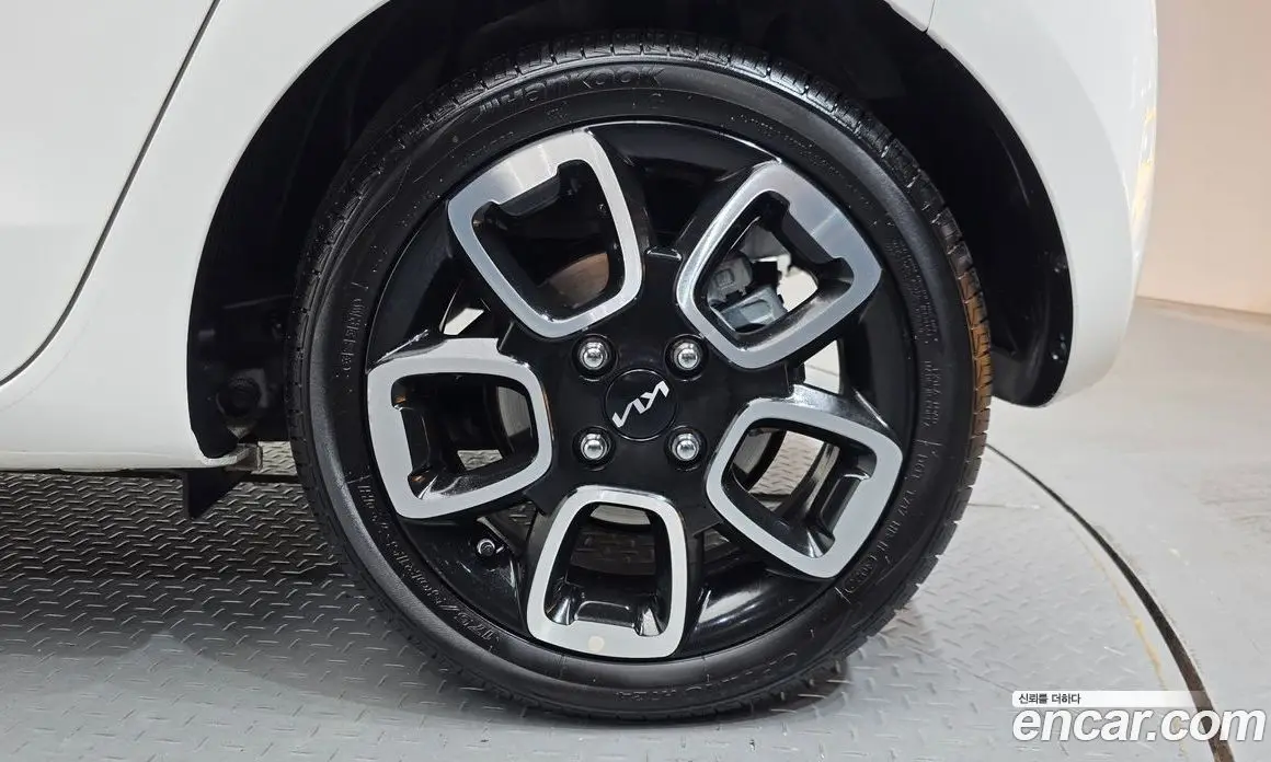 Kia Ray 2022 1.0 автомат (гидро), фото 7