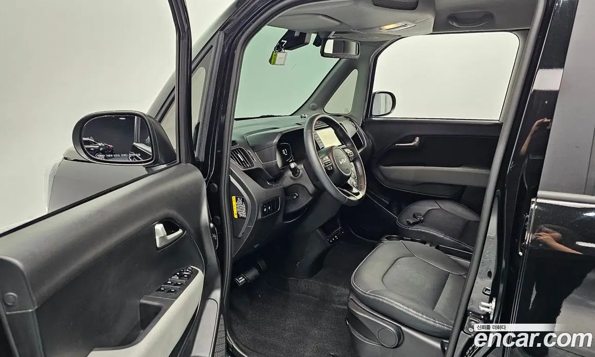 Kia Ray 2023 1.0 автомат (гидро), фото 13