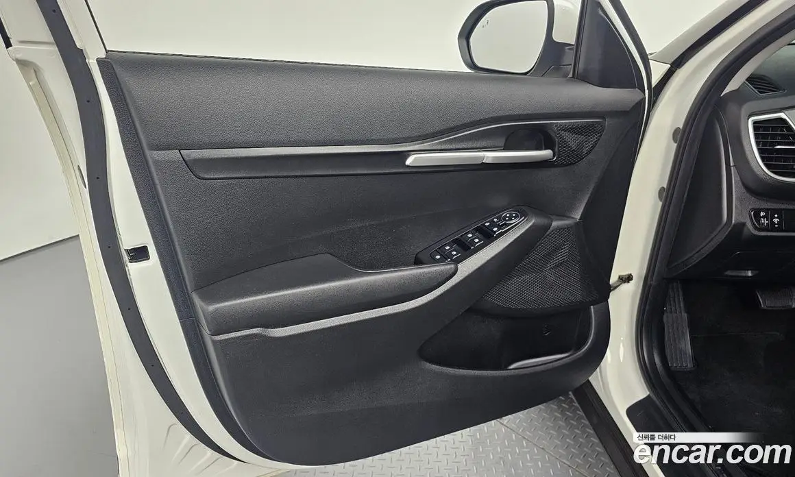 Kia Seltos 2021 1.6 автомат (гидро), фото 13
