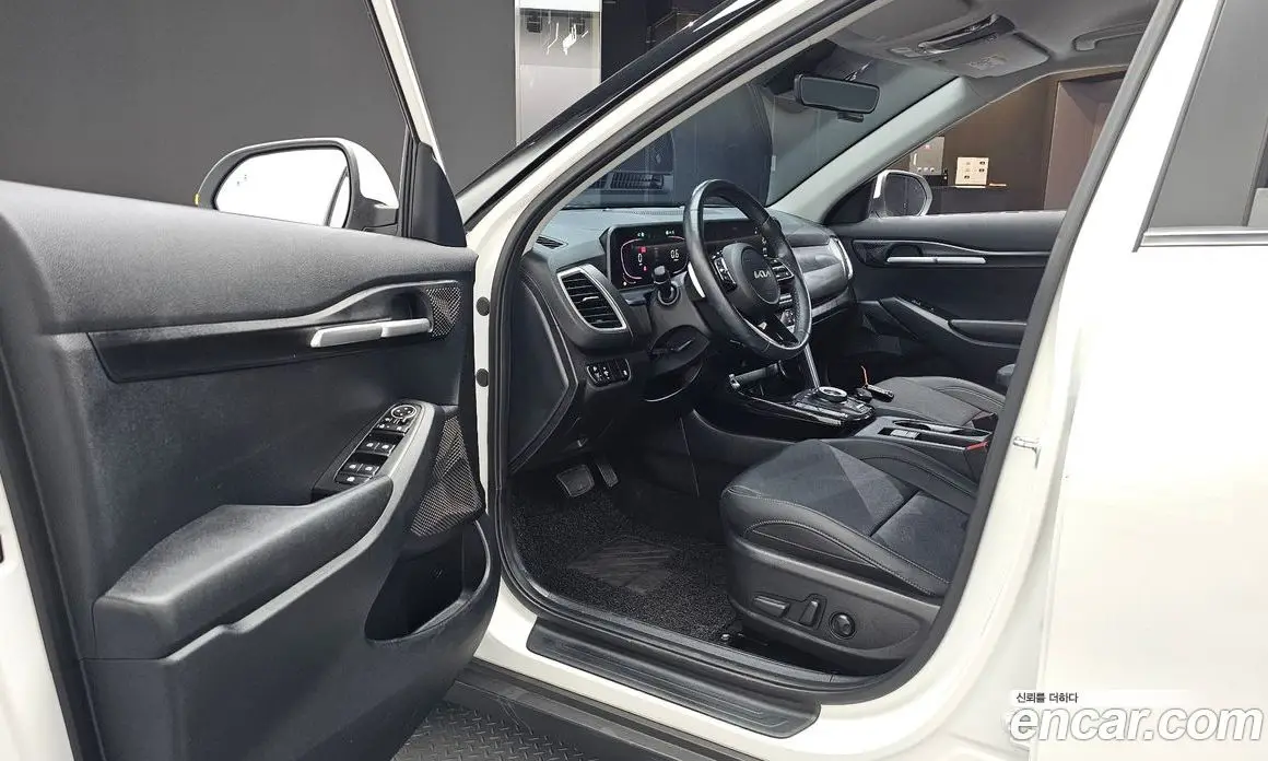 Kia Seltos 2023 1.6 автомат (гидро), фото 13