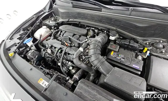 Kia Seltos 2023 1.6 автомат (гидро), миниатюра 6