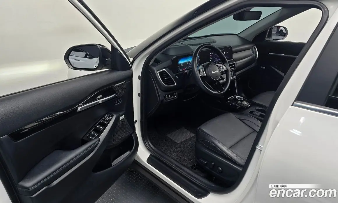 Kia Seltos 2024 1.6 автомат (гидро), фото 11