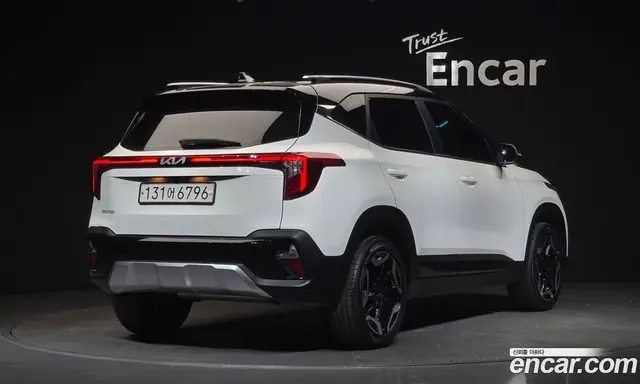 Kia Seltos 2024 1.6 автомат (гидро), миниатюра 2