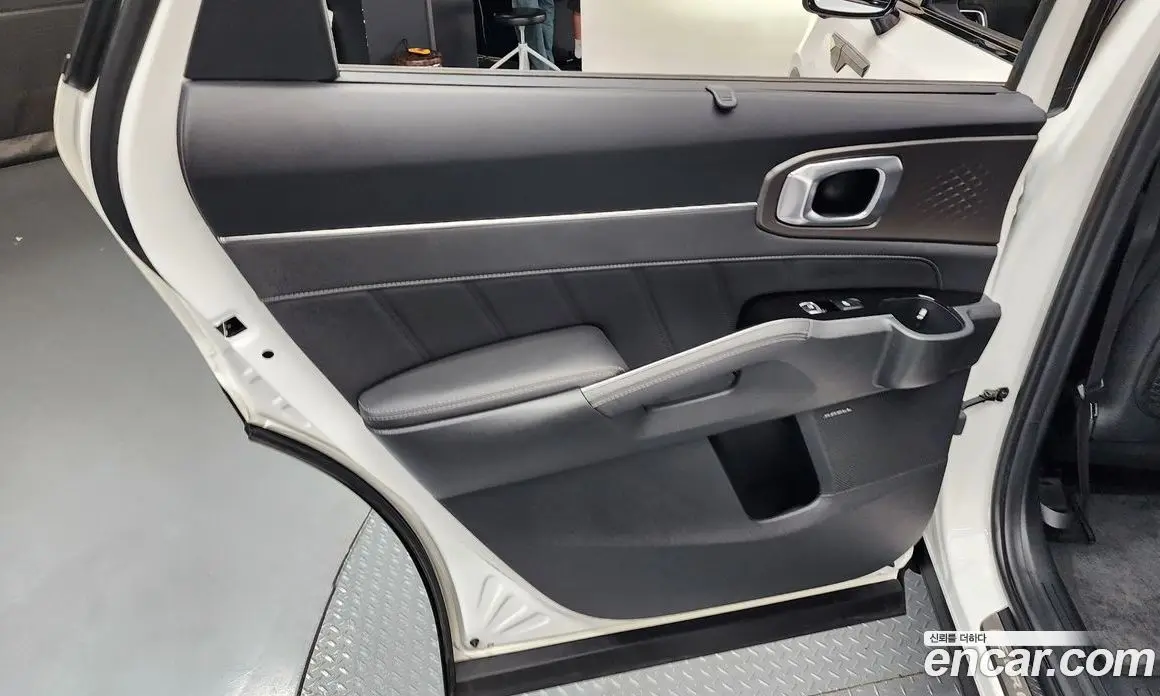 Kia Sorento 2023 2.5 автомат (гидро), фото 14