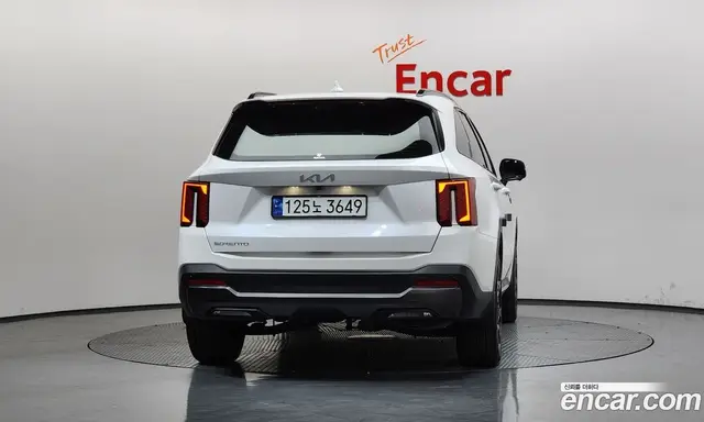 Kia Sorento 2023 2.5 автомат (гидро), миниатюра 3