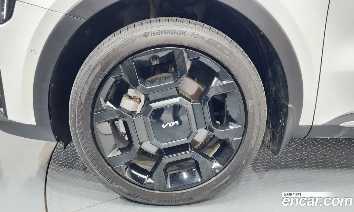 Kia Sorento 2023 2.5 автомат (гидро), фото 4