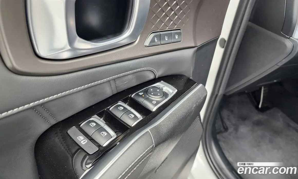 Kia Sorento 2023 2.5 автомат (гидро), фото 36