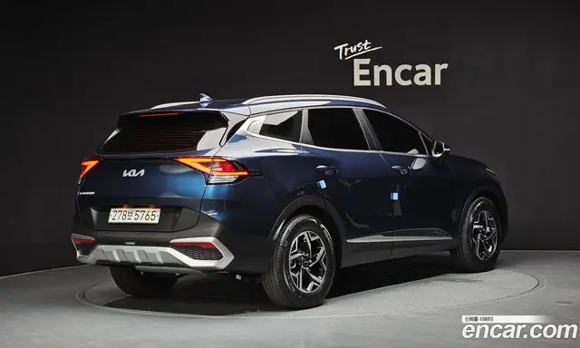 Kia Sportage 2023 1.6 автомат (гидро), миниатюра 2