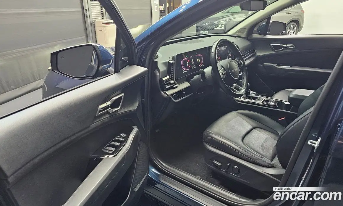 Kia Sportage 2023 1.6 автомат (гидро), фото 13