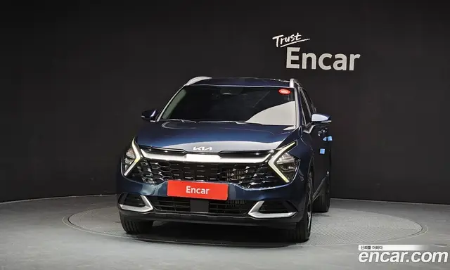 Kia Sportage 2023 1.6 автомат (гидро), миниатюра 3