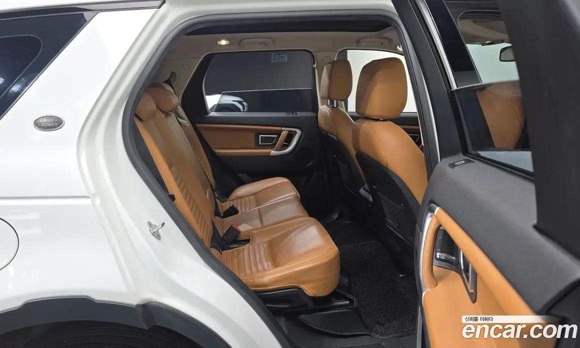 Land Rover Discovery Sport 2017 2.0 автомат (гидро), фото 11